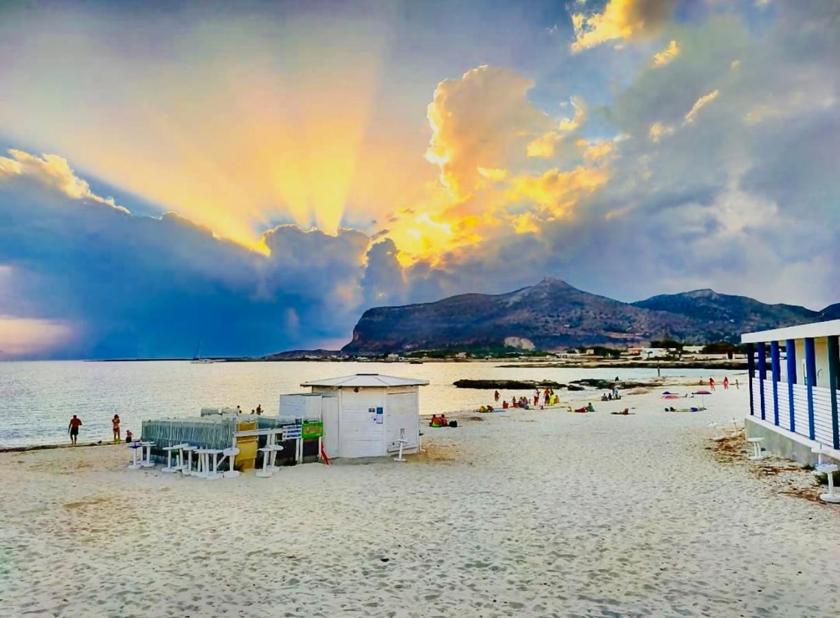 Stabilimento Lido Burrone Bed and Breakfast Favignana Eksteriør billede