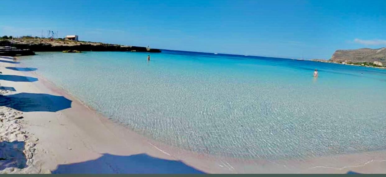 Stabilimento Lido Burrone Bed and Breakfast Favignana Eksteriør billede