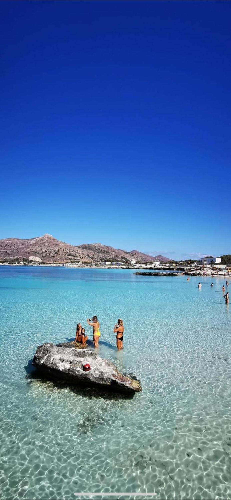 Stabilimento Lido Burrone Bed and Breakfast Favignana Eksteriør billede
